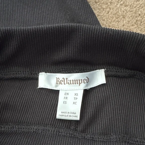 Black Ribbed Leggings - Picture 2 of 2